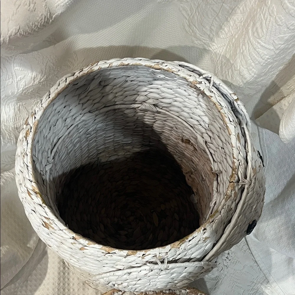 White Woven‎ Elephant Basket